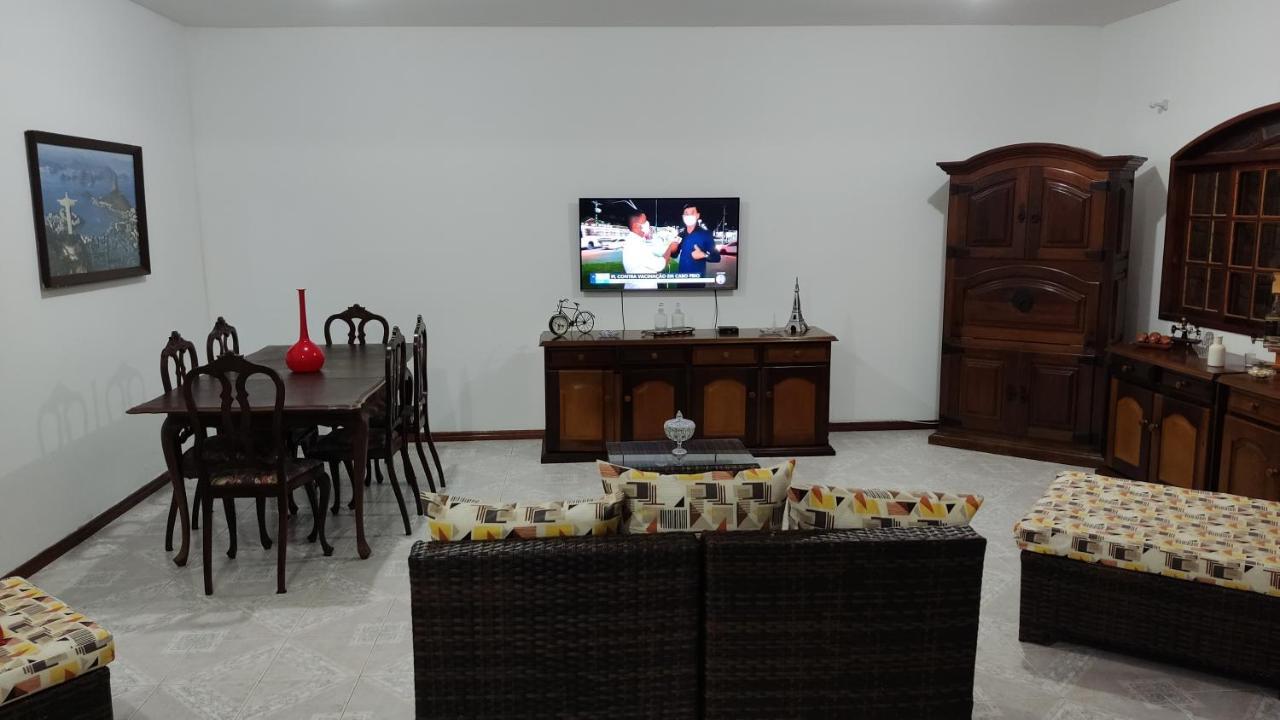Praia Virgem Hostel Rio das Ostras Buitenkant foto